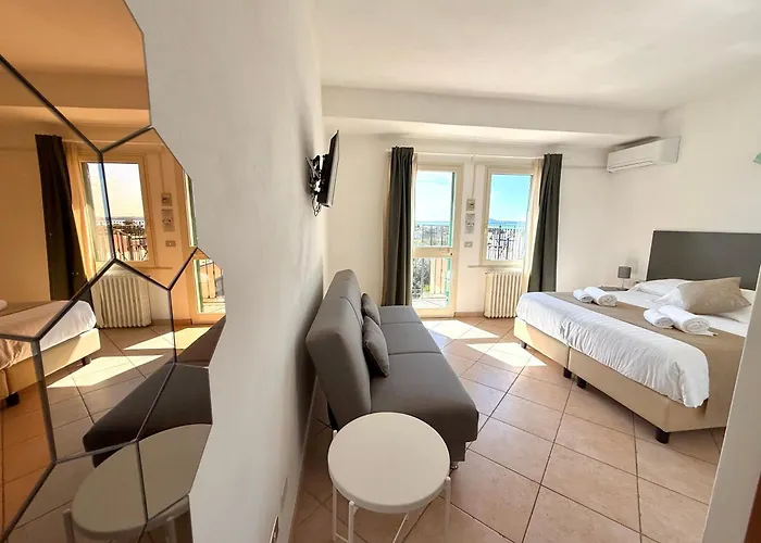 Hotel Vittoria 3*
